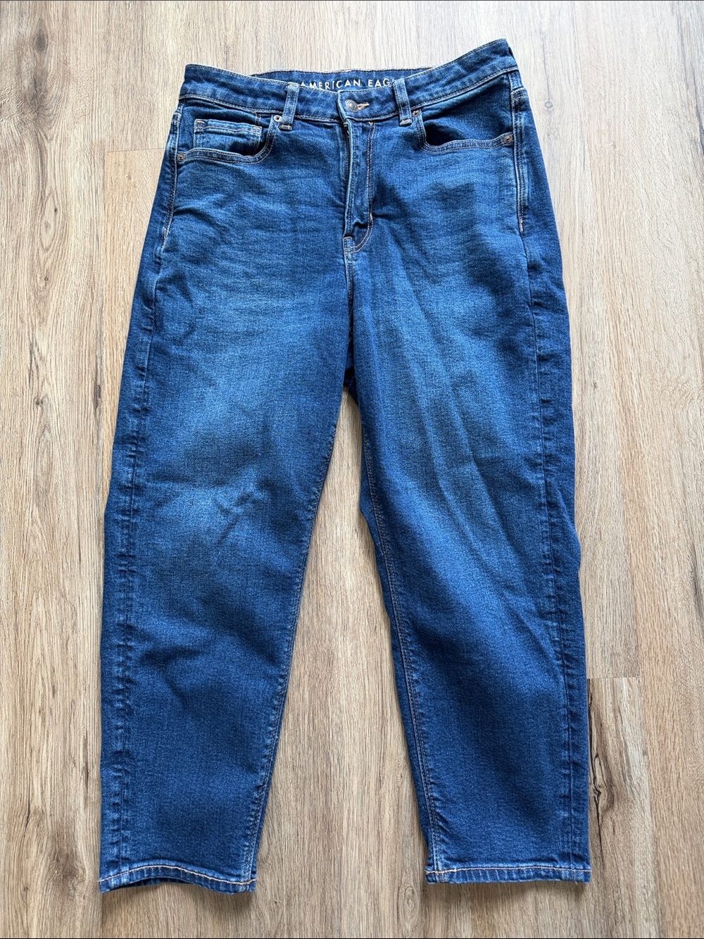 AE High-Rise Mom Jeans 8 X-short Stretch